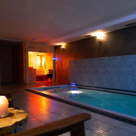 Wellness Hotel - Viktorka, Herecky Dum Česká Skalice 外观 照片